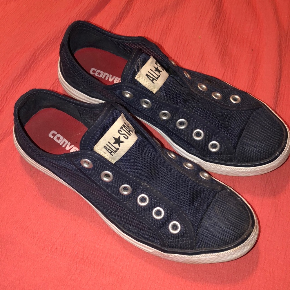 Converse Navy Women’s Size 8
